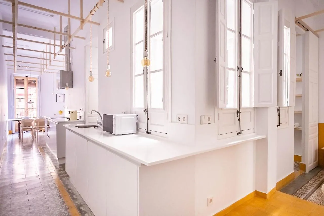 Pop Art , Sunny Apartment Near Santa Cruz Seville Spain