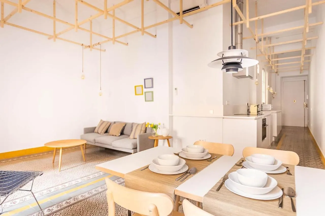 Pop Art , Sunny Apartment Near Santa Cruz Seville Spain